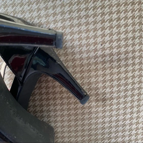 Adrienne Vittadini shoe, ankle strap, black patent leather SIZE 7-1/2 - Picture 6 of 10